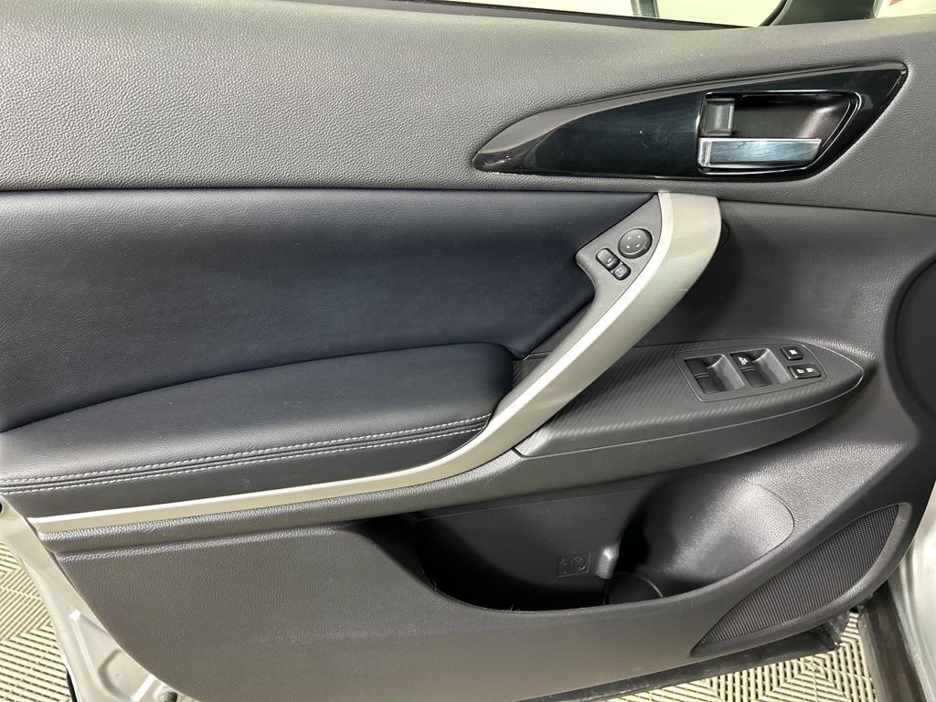 Used 2025 Mitsubishi Eclipse Cross SE image 10