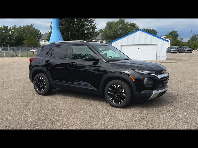 Used 2022 Chevrolet TrailBlazer LT FWD image 25