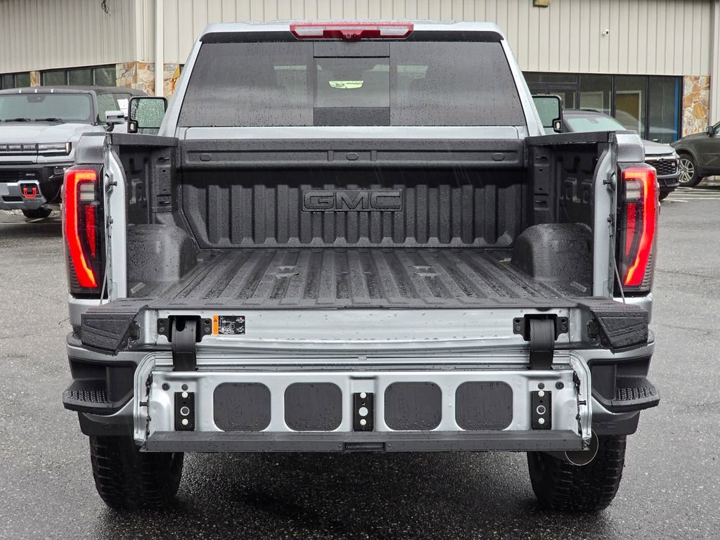New 2026 GMC Sierra 3500 AT4 w/ AT4 Premium Plus Package image 13