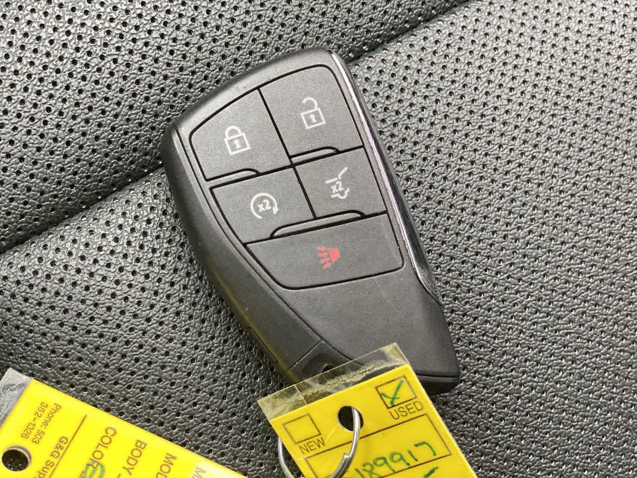 Used 2025 Chevrolet Equinox EV LT w/ Convenience Package FWD image 27