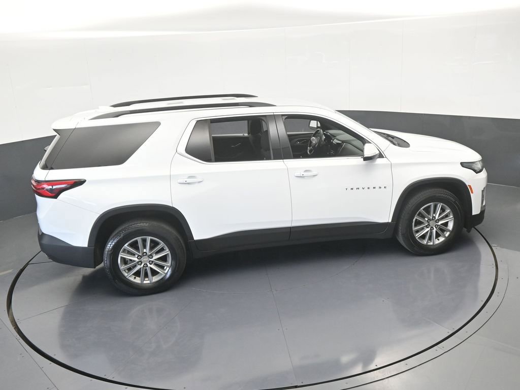 Used 2023 Chevrolet Traverse LT image 53