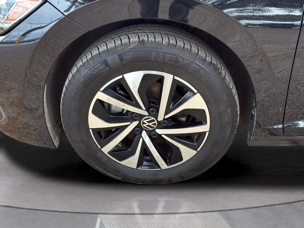 Used 2024 Volkswagen Jetta S image 36