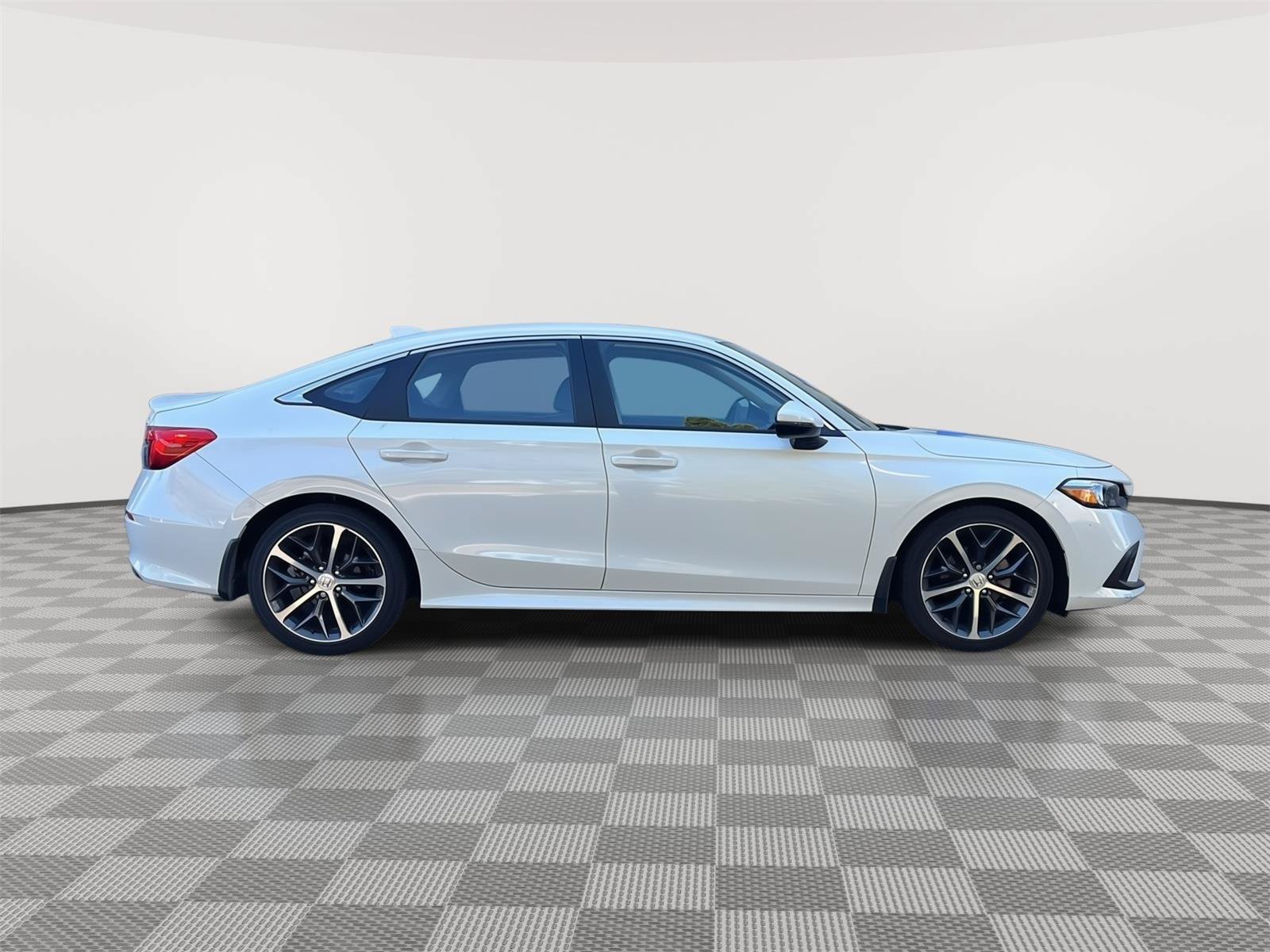Used 2024 Honda Civic Touring image 24
