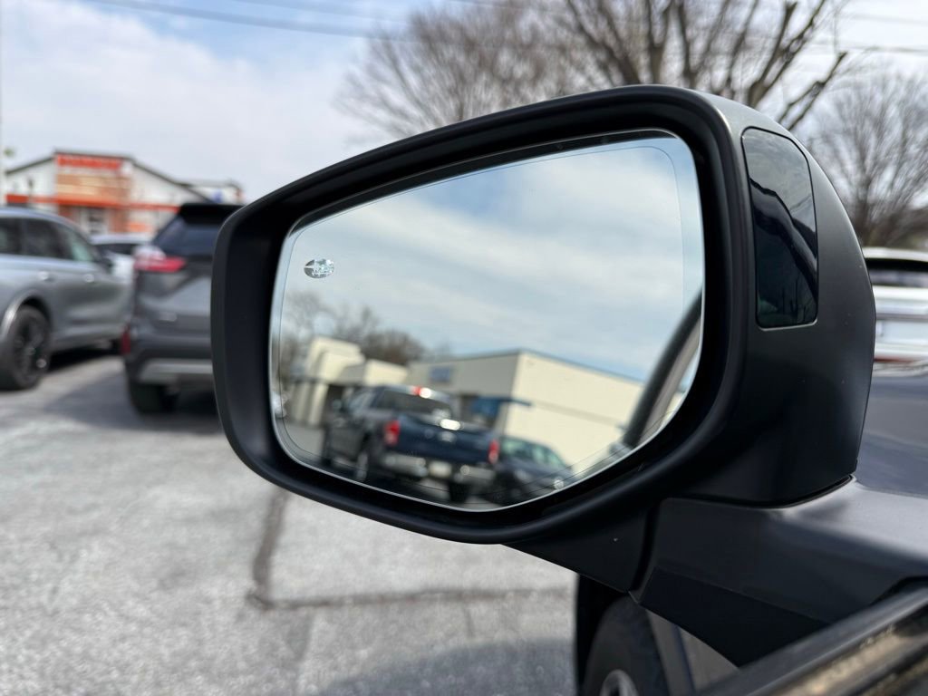 Used 2022 Subaru Outback Limited image 11