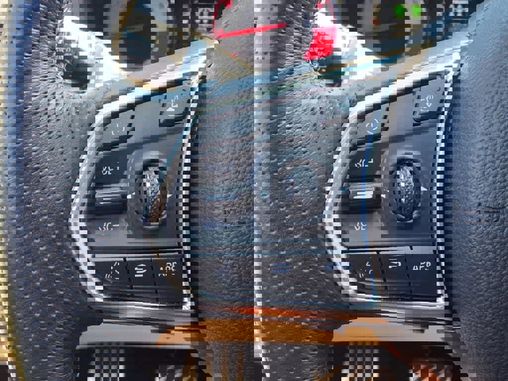 Used 2025 Acura RDX A-Spec image 18