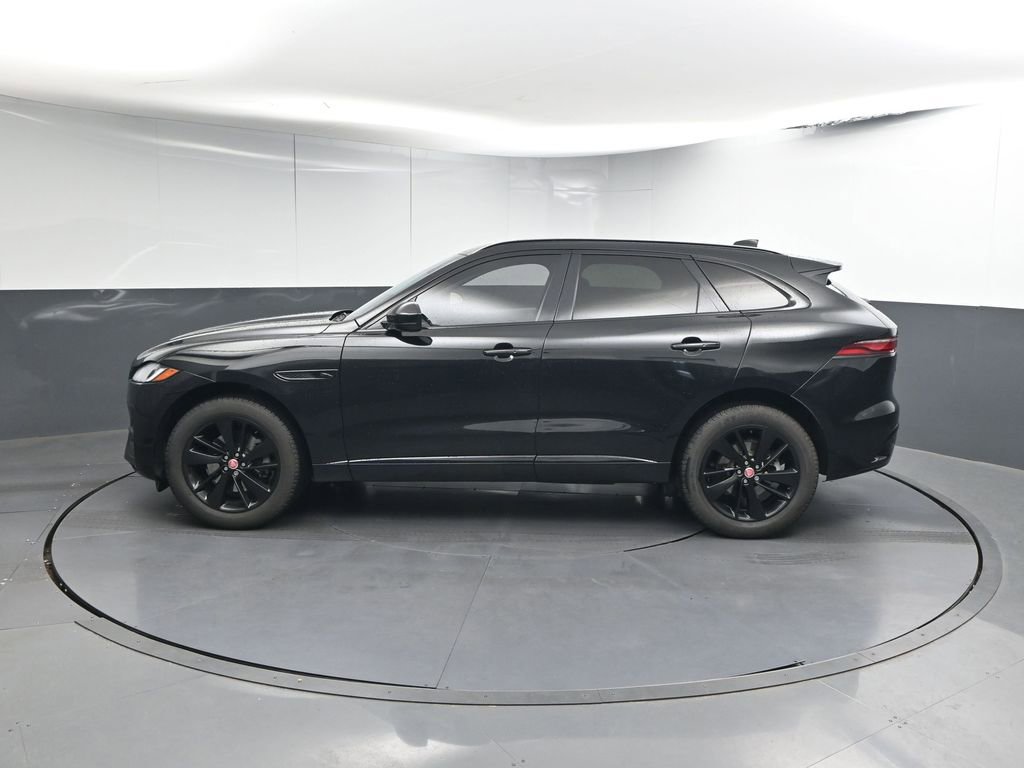 Used 2022 Jaguar F-PACE S image 2