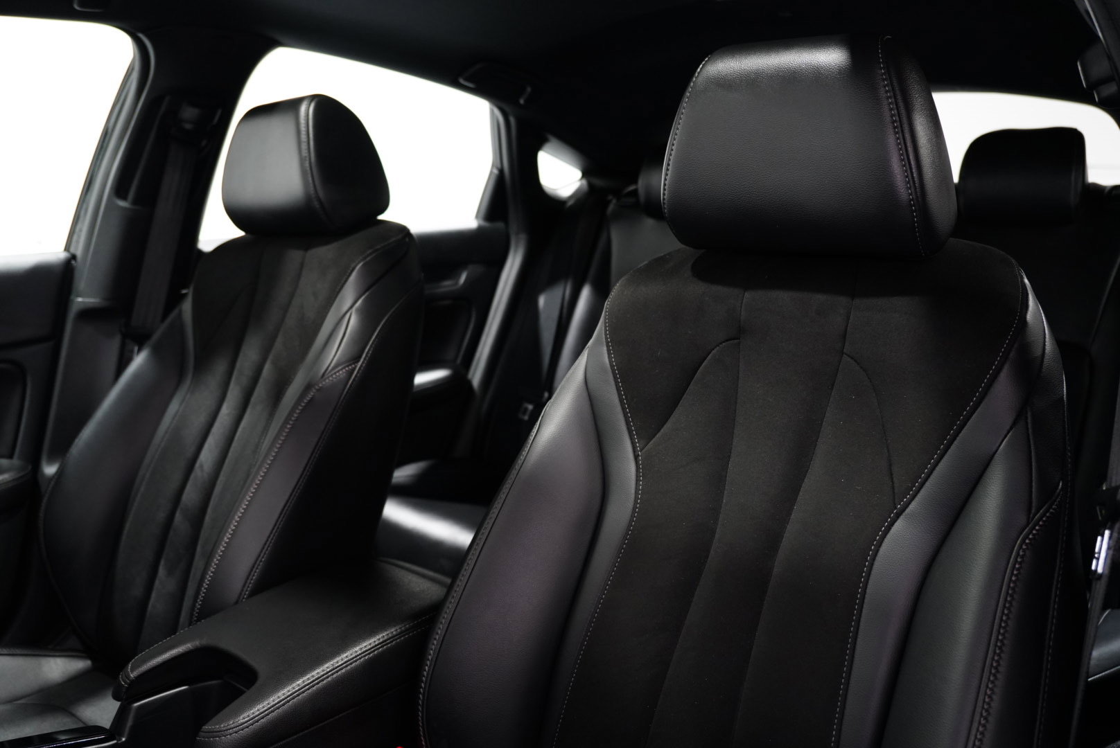 Used 2024 Acura Integra A-Spec image 11