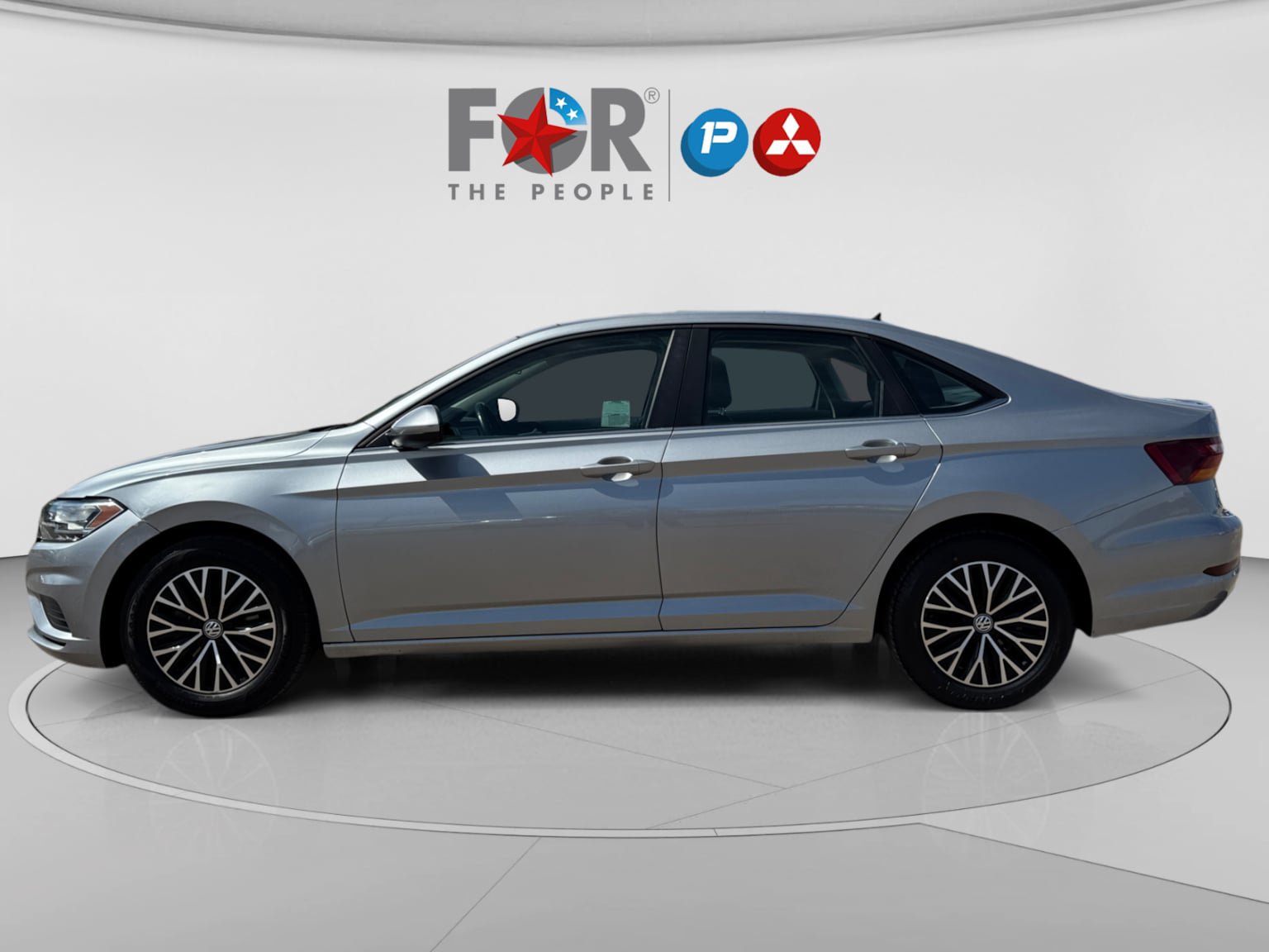 Used 2019 Volkswagen Jetta SE FWD image 2