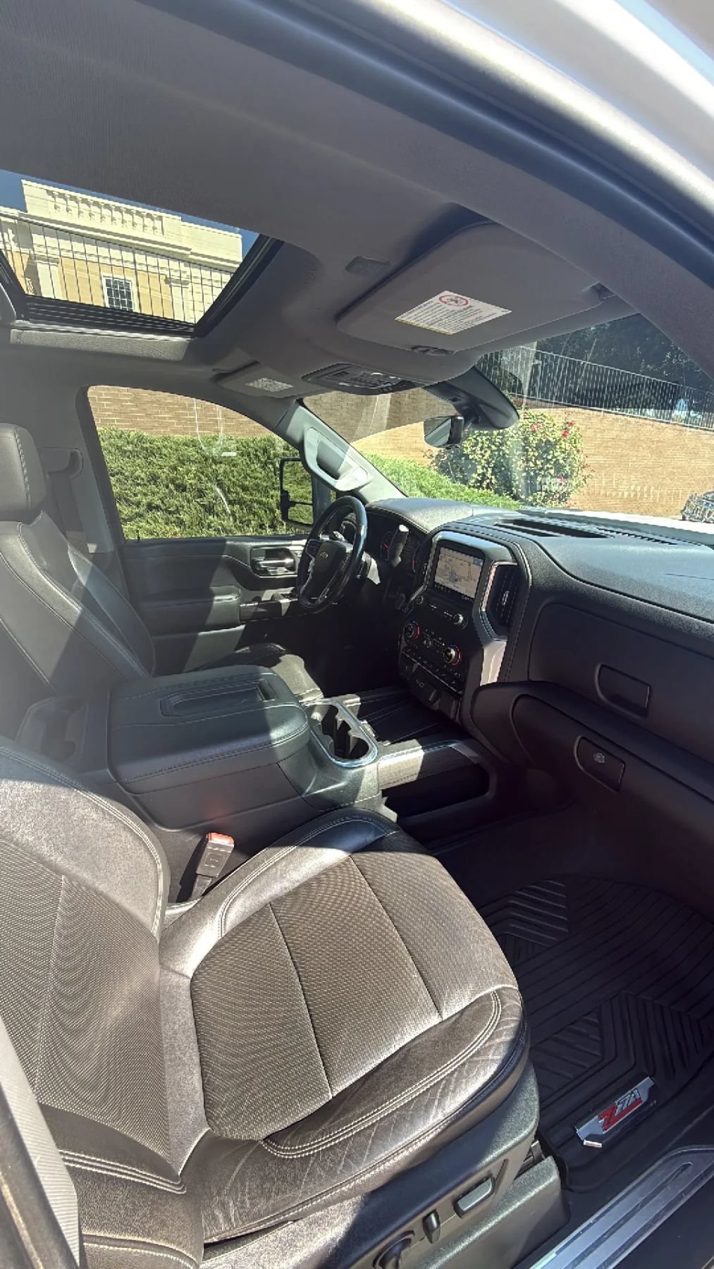 Used 2020 Chevrolet Silverado 2500 LTZ w/ LTZ Premium Package AWD/4WD image 43