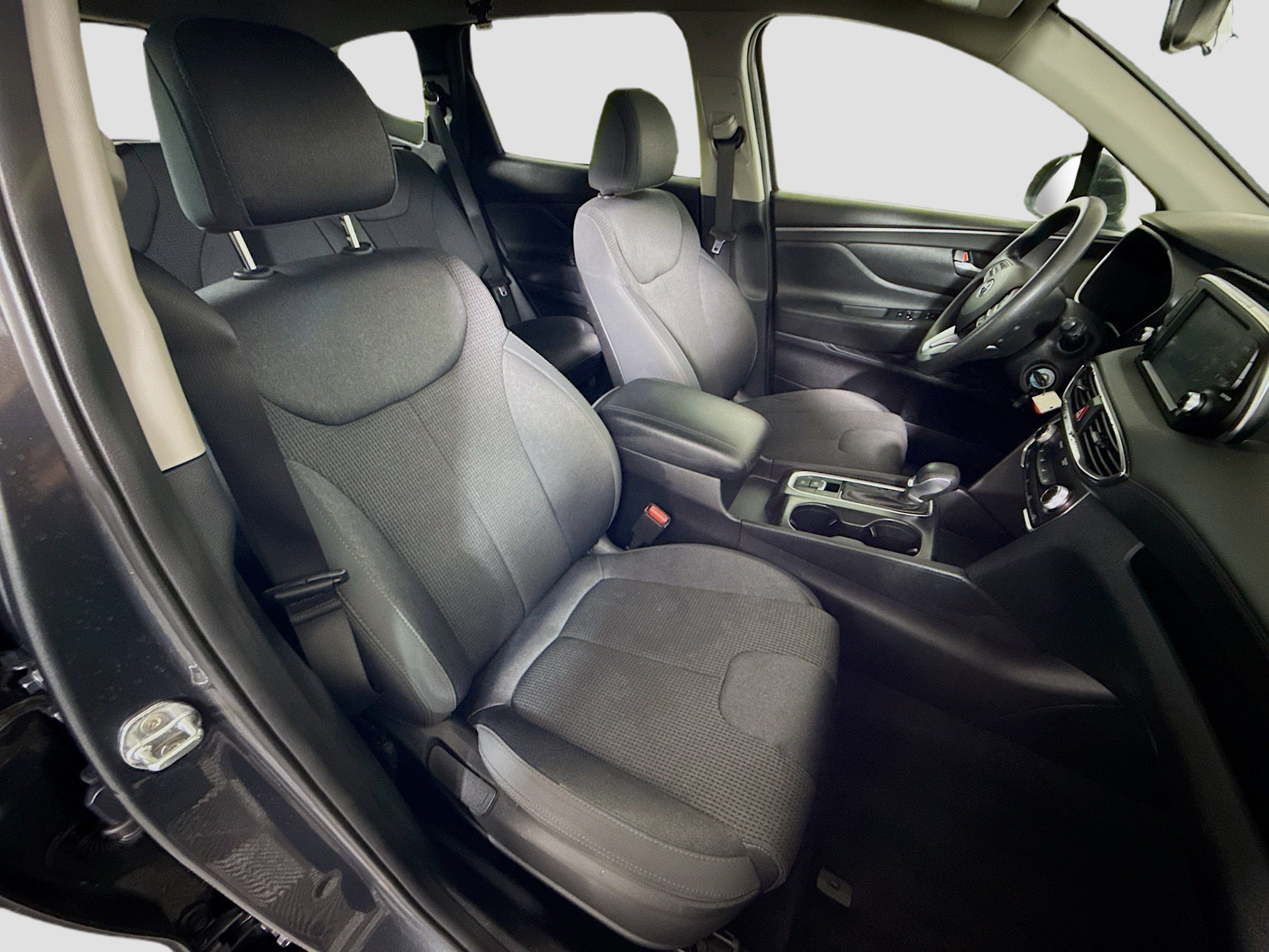 Used 2020 Hyundai Santa Fe SE FWD image 28