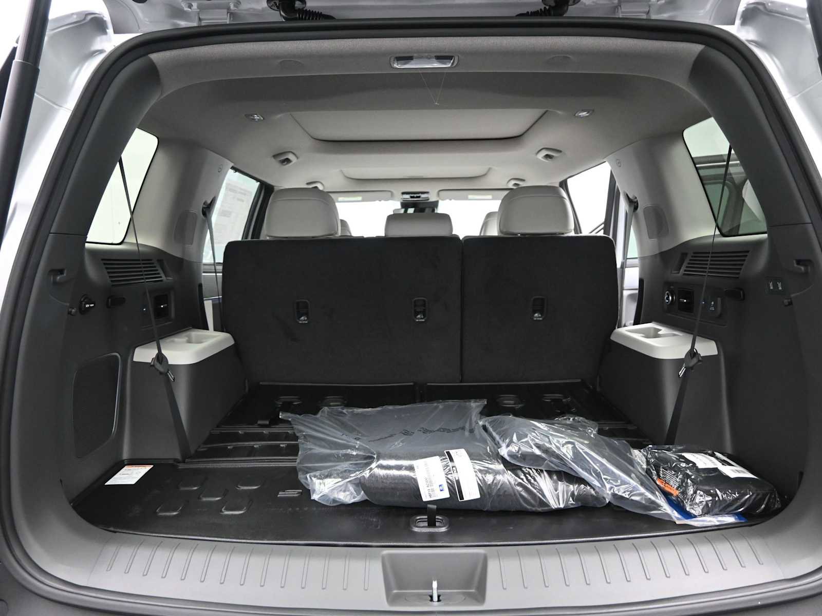 New 2026 Hyundai Santa Fe Limited image 13