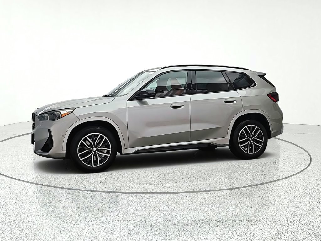 Used 2023 BMW X1 xDrive28i w/ Premium Package AWD/4WD image 4