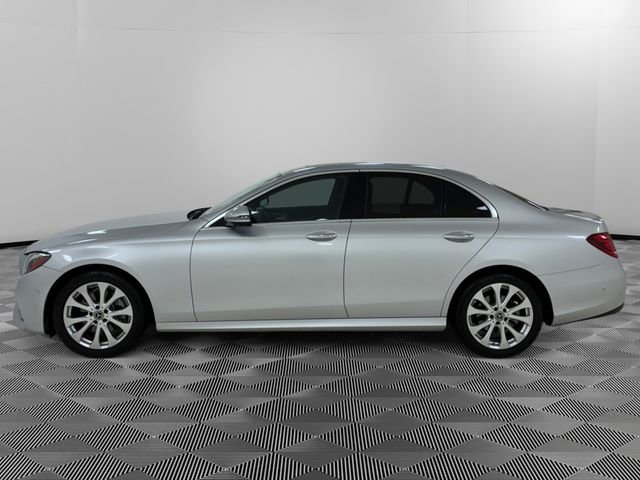 Used 2019 Mercedes-Benz E 300 4MATIC image 6
