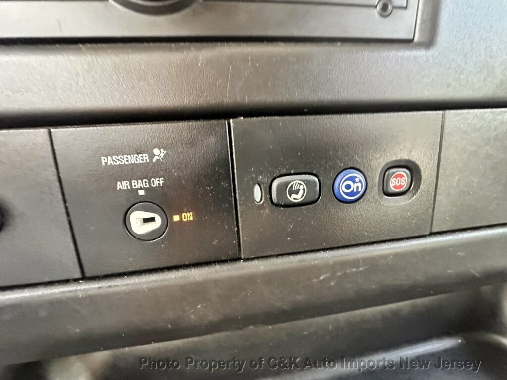 Used 2022 Chevrolet Express 3500 LS RWD image 23