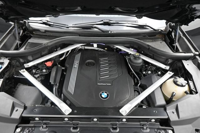 Used 2023 BMW X5 xDrive40i w/ Premium Package AWD/4WD image 29