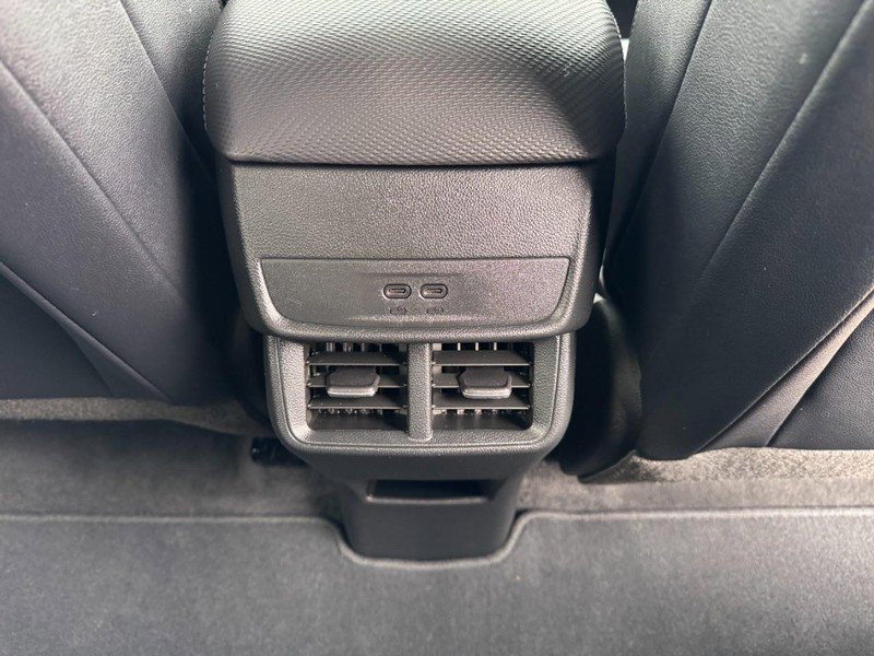 Used 2025 Chevrolet Equinox LT w/ Convenience Package II image 16