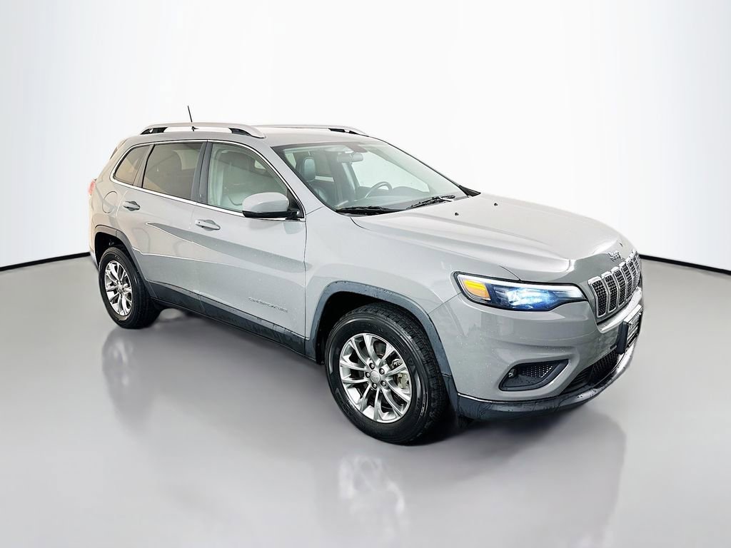Used 2019 Jeep Cherokee Latitude Plus w/ Cold Weather Group image 1