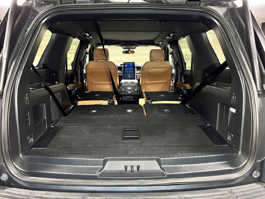 Used 2024 Ford Expedition Platinum AWD/4WD image 26