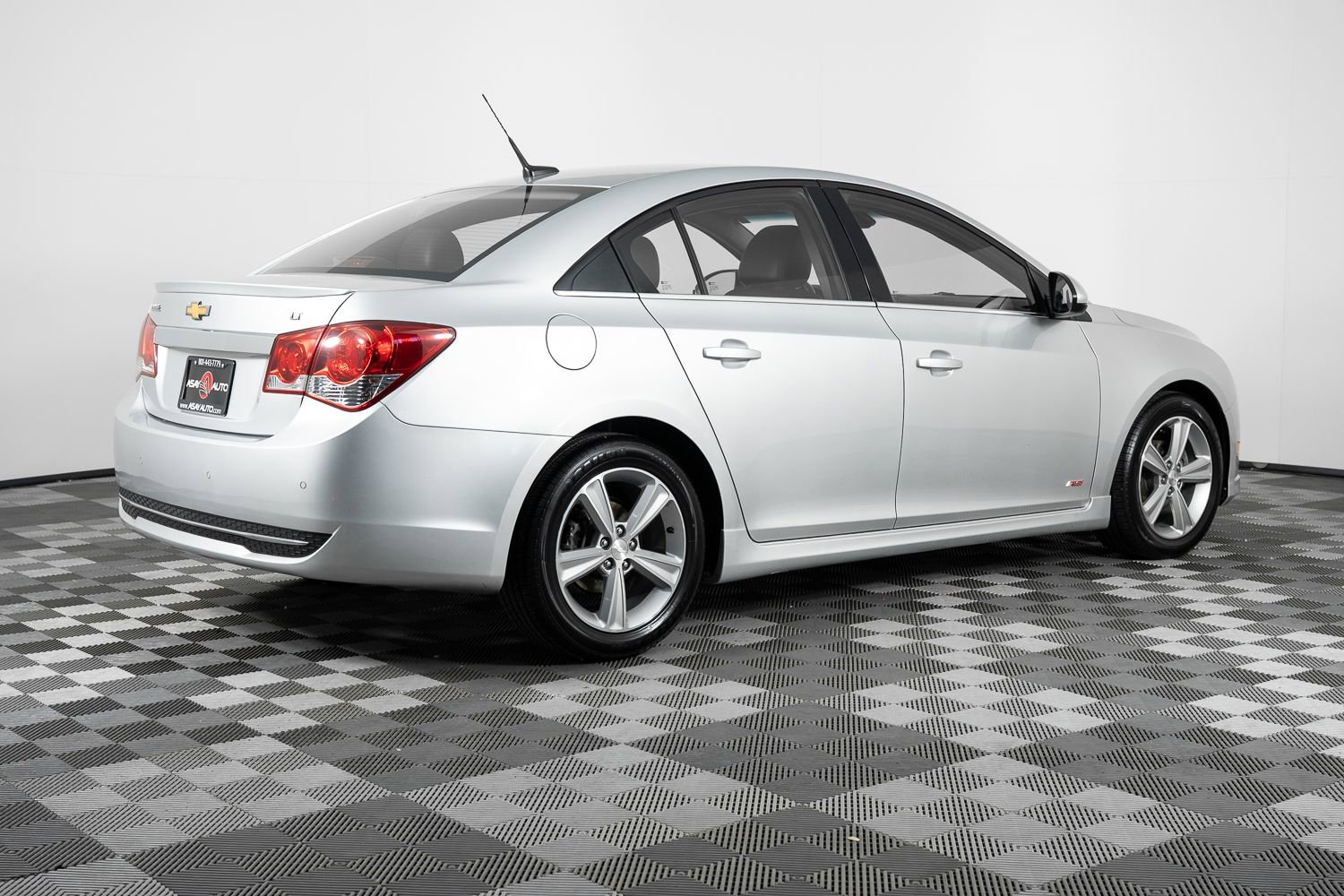 Used 2012 Chevrolet Cruze LT w/ RS Package image 8