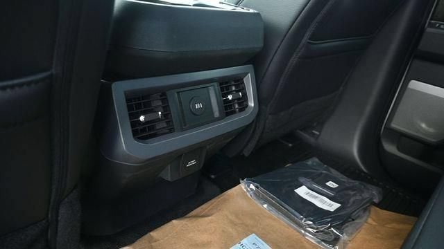 New 2026 Ford F350 Lariat AWD/4WD image 13