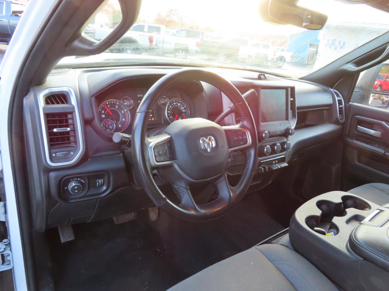 Used 2024 RAM 2500 Big Horn AWD/4WD image 25