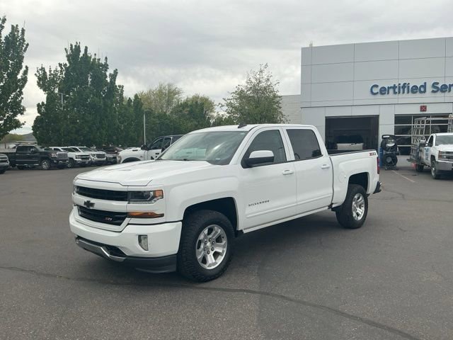 Used 2018 Chevrolet Silverado 1500 LT w/ All Star Edition AWD/4WD image 9