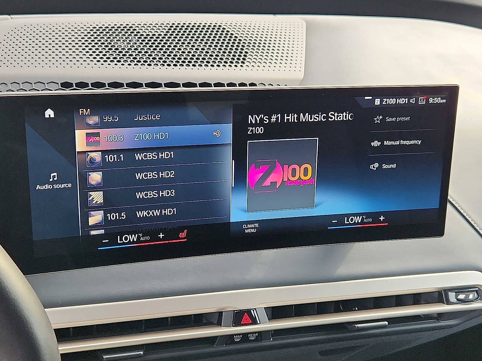 Used 2023 BMW iX xDrive50 w/ Ultimate Package 2 image 16