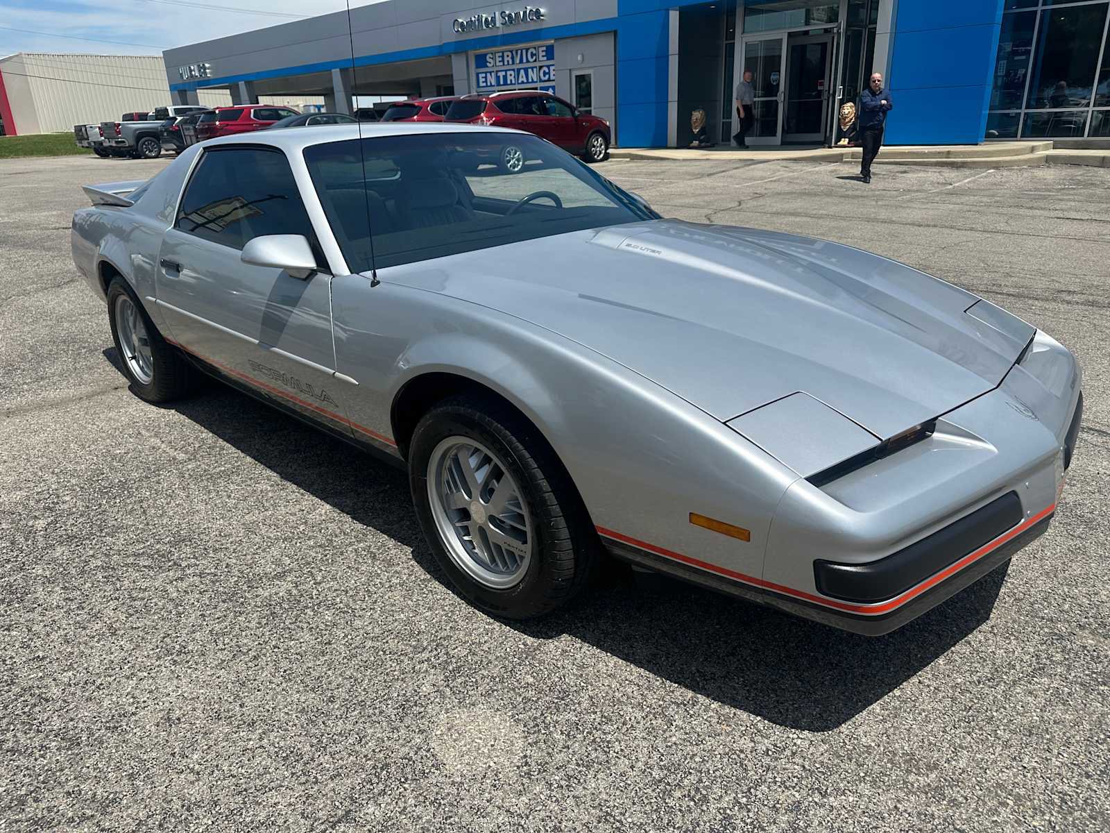 Used 1987 Pontiac Firebird Coupe RWD image 3