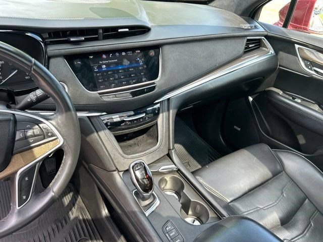 Used 2017 Cadillac XT5 Platinum AWD/4WD image 23