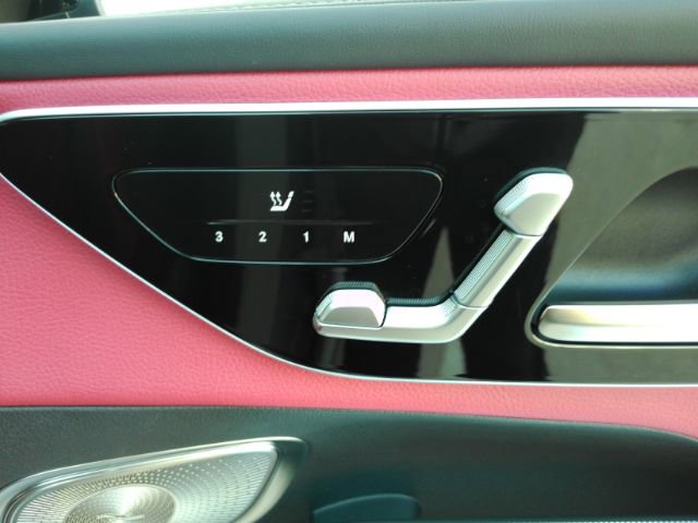 Used 2025 Mercedes-Benz GLC 43 AMG 4MATIC image 20