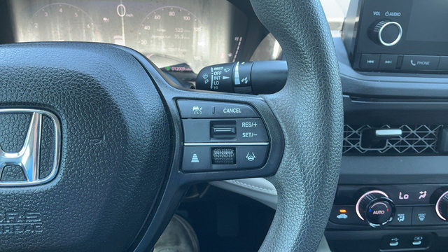 Used 2025 Honda Accord SE image 12