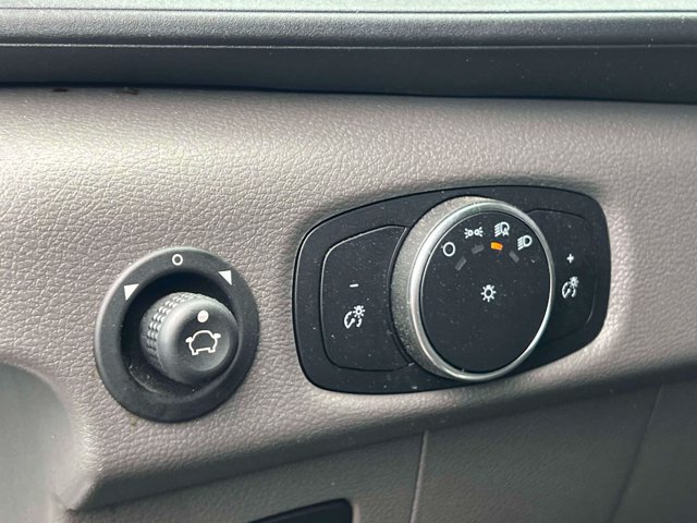 Used 2026 Ford Transit 250 148 Medium Roof RWD image 23
