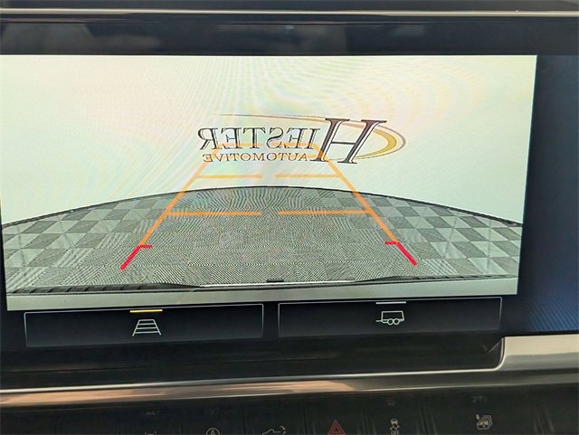 Used 2025 Chevrolet Silverado 1500 LT image 21