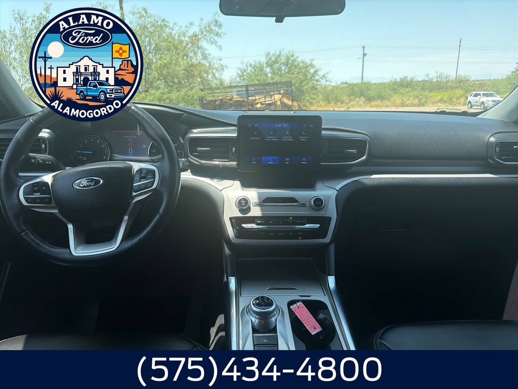 Used 2023 Ford Explorer XLT w/ Equipment Group 202A RWD image 12