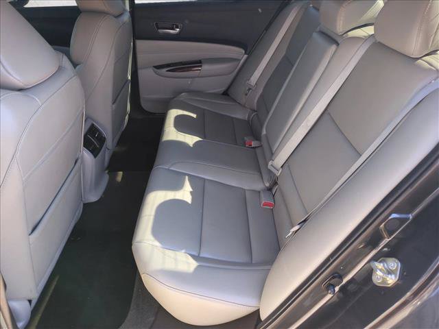 Used 2016 Acura TLX FWD image 17