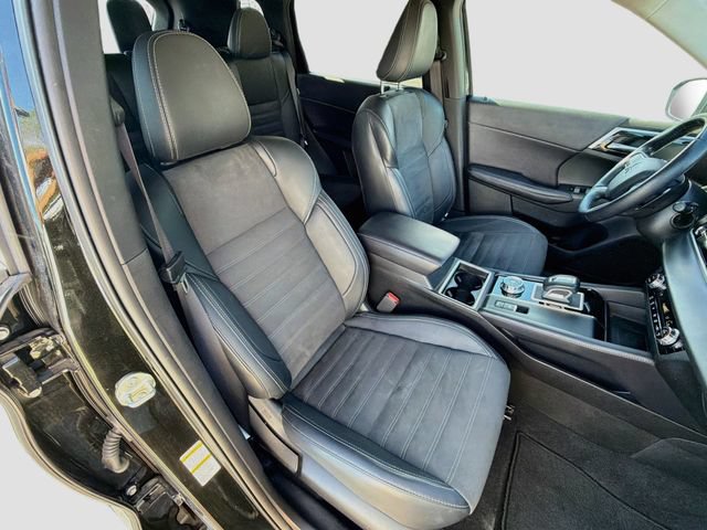 Used 2024 Mitsubishi Outlander SE FWD image 30