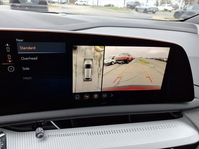 New 2026 Cadillac Optiq Sport 2 image 31