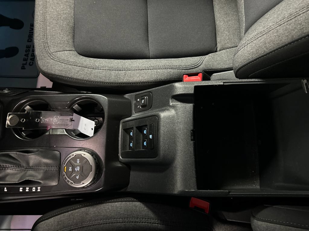 Used 2025 Ford Bronco Big Bend AWD/4WD image 21