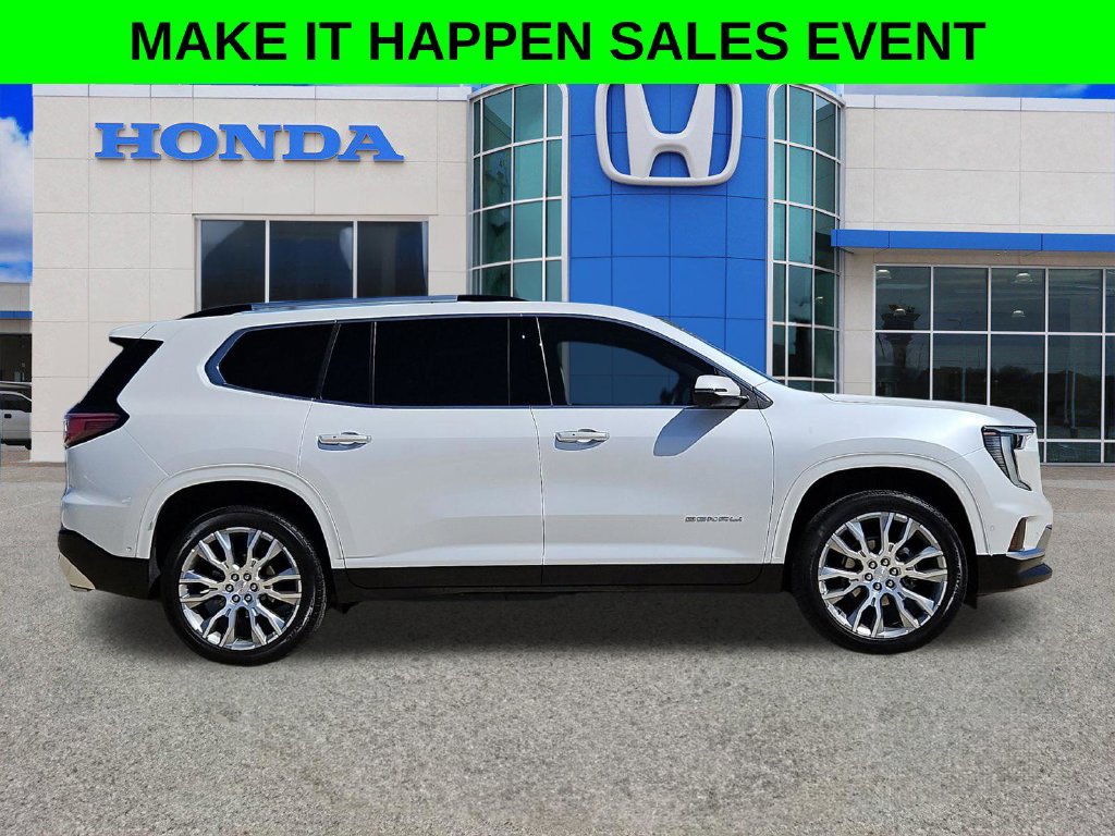 Used 2025 GMC Acadia Denali w/ Super Cruise Package FWD image 2