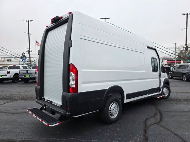 Used 2024 RAM ProMaster 3500 w/ Delivery Van Package FWD image 4