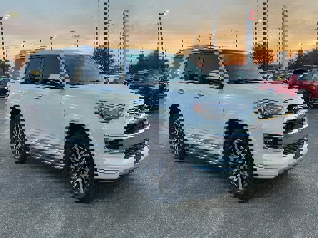 Used 2024 Toyota 4Runner Limited image 3