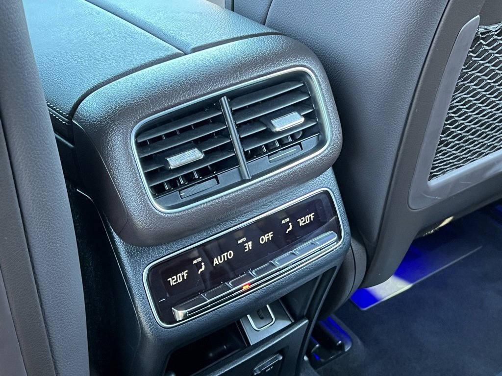 Used 2023 Mercedes-Benz GLS 450 4MATIC w/ AMG Line Exterior image 19