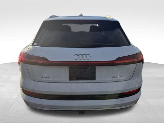 Used 2021 Audi e-tron Premium Plus w/ Premium Plus Package image 6