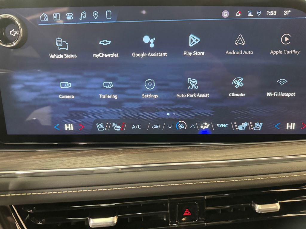 New 2026 Chevrolet Tahoe Premier w/ Sun And Tow Package AWD/4WD image 17