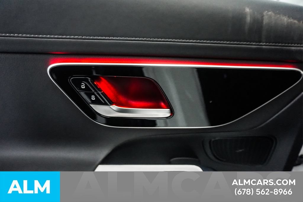 Used 2024 Mercedes-Benz GLC 300 4MATIC w/ AMG Line image 55