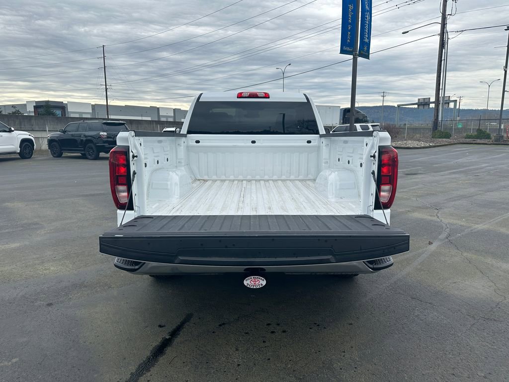 Used 2023 GMC Sierra 1500 Pro w/ Pro Value Package AWD/4WD image 11