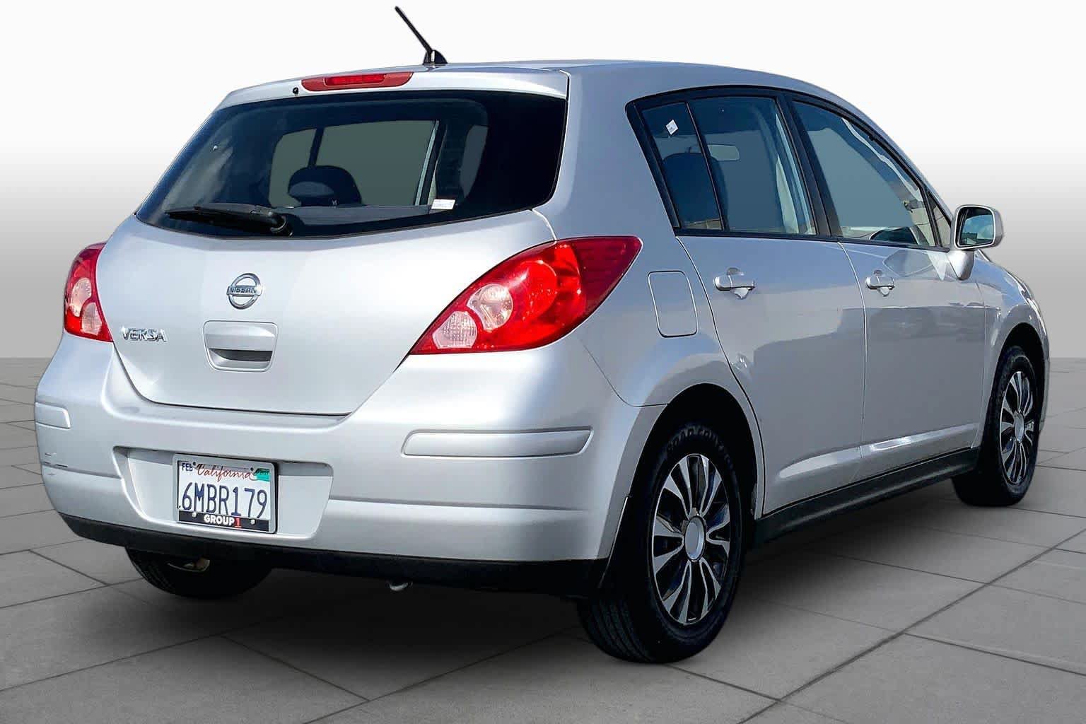 Used 2009 Nissan Versa 1.8 S w/ PWR Pkg FWD image 12