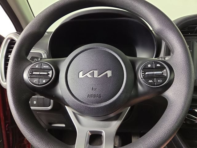 Certified 2025 Kia Soul LX w/ LX Technology Package FWD image 20