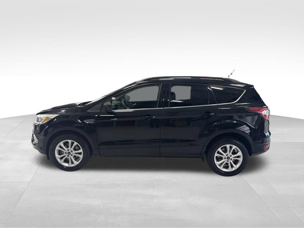 Used 2017 Ford Escape SE w/ Equipment Group 201A AWD/4WD video 2