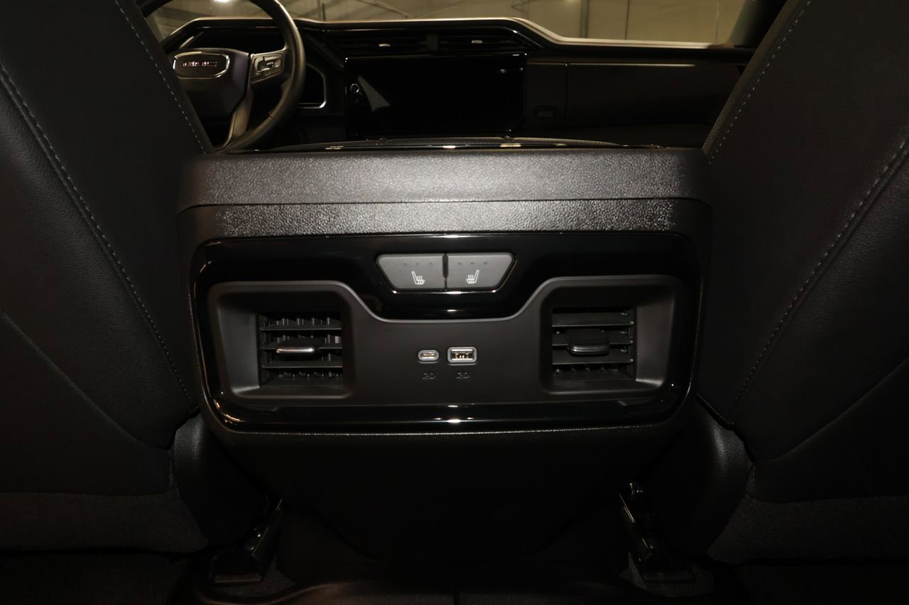 Certified 2024 GMC Sierra 1500 AT4 w/ AT4 Carbonpro Edition image 30